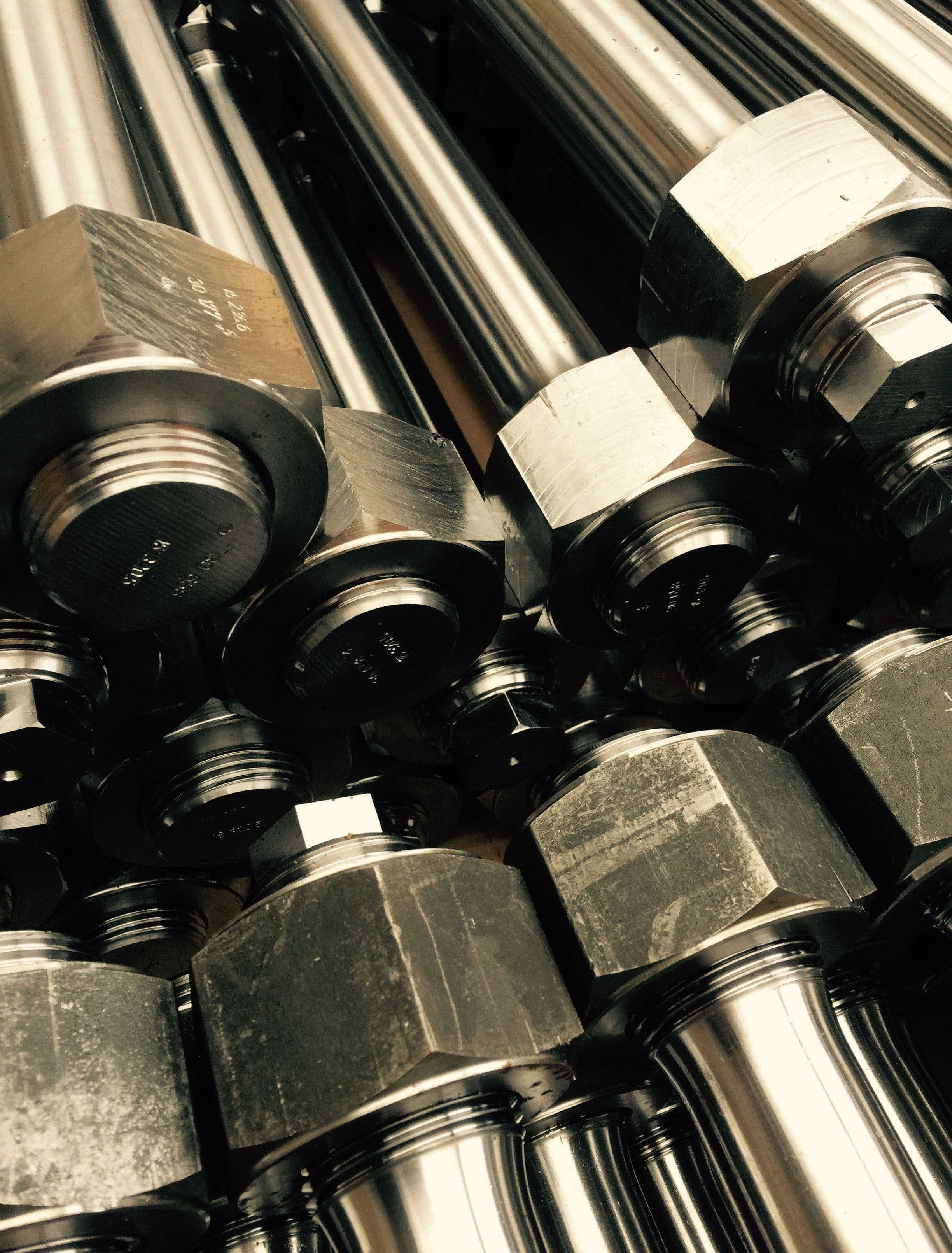 Svorníky a iný spojovací materál - hlavný obrázok